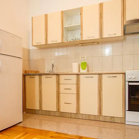 Nikola Pleasure Apartment