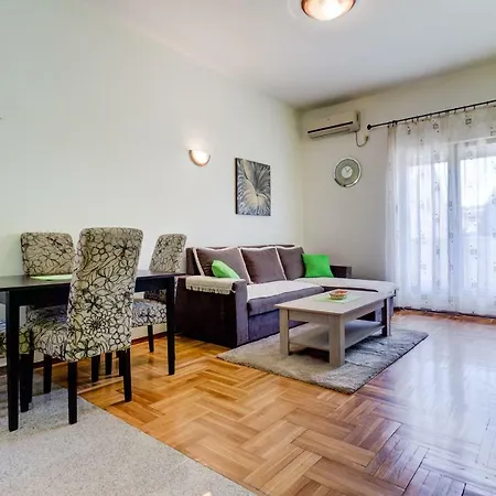 Nikola Pleasure Apartment Podgorica
